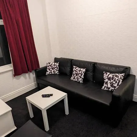 Barton Beachside - Comfort Onebedroom Apartment, Double & Sofabed - Central Beach & Promenade Location - Over 21'S, Family Friendly Only, Id Required, Stairs Access, Free Parking Blackpool Exterior foto